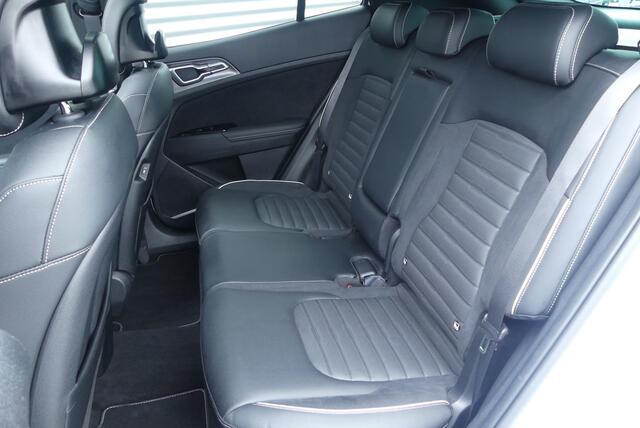 KIA SPORTAGE 1.6 T-GDi Plug-in Hybrid AWD GT-PlusLine PANO, 360° CAMERA, MEMORY, WINTER PACK, ADAPT. CRUISE, CLIMA, NAVI, PDC V&A, APPLE CARPLAY/ANDROID AUTO, BLIS, KEYLESS, HARMAN/KARDON, ELEKT. ACHTERKLEP, ELEKT. PASSAGIERSSTOEL, STOELVENTILATIE, 31.591KM