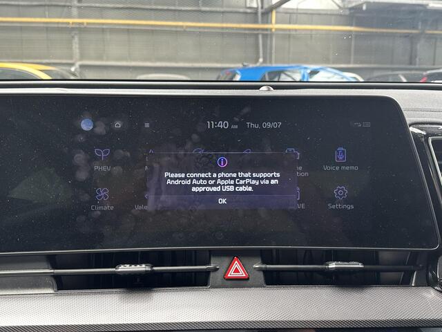 KIA SPORTAGE 1.6 T-GDi Plug-in Hybrid AWD Dark Edition