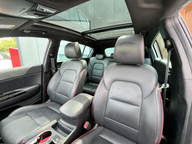 KIA SPORTAGE 1.6 T-GDI GT-Line Automaat | Panoramadak | Trekhaak | Carplay | DAB | Cruise control | Camera