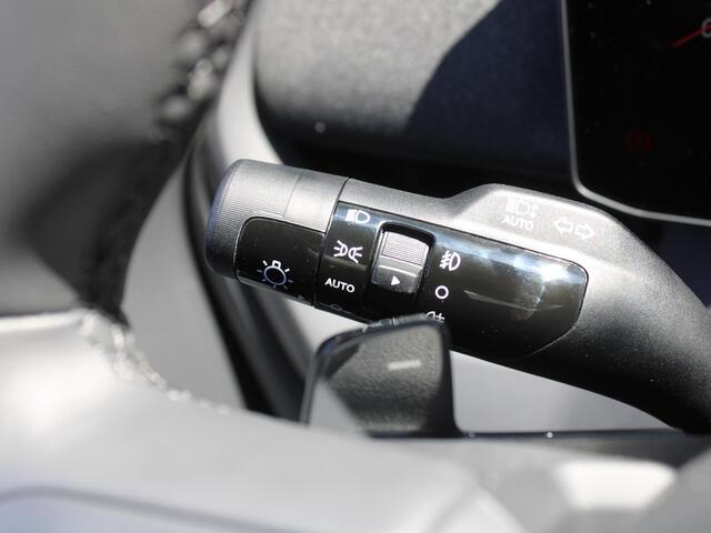 KIA Seltos 1.6 T-GDi DCT7 X-Line Demo Edition | Stuur-/stoelverwarming + ventilatie | 360 Camera | Leer | Elek. stoelverstelling | Inductielader | LED | 19" LM |