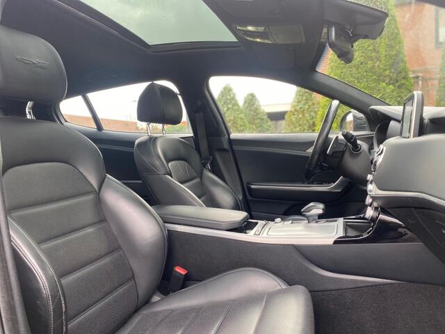 KIA Stinger 2.2 CRDI GT-LINE FULL OPTION Panodak LED Harman Kardon Head-up Carplay