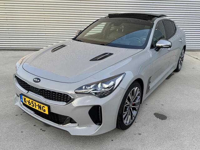 KIA Stinger 3.3 V6 T-GDI AWD GT 52450 km ! | Keurige auto !