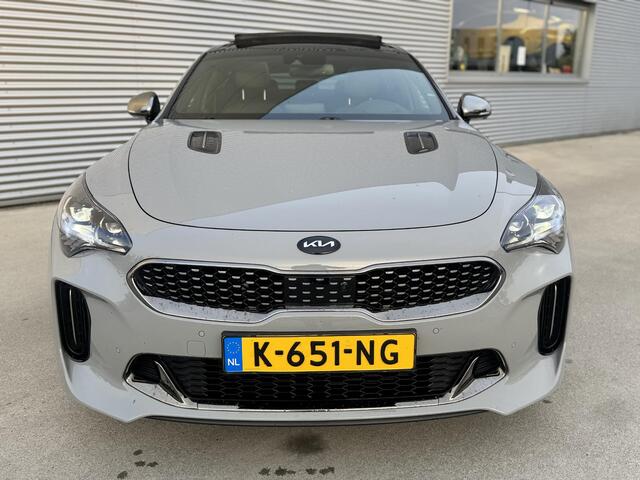 KIA Stinger 3.3 V6 T-GDI AWD GT 52450 km ! | Keurige auto !