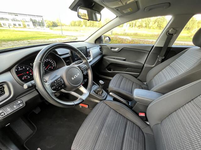 KIA Stonic 1.0 T-GDi MHEV DynamicLine | Tijdelijke Demo | Apple Carplay/Android Auto | LM Velgen | Bluetooth | Cruise Control | Airco | Lane Assist | Enz...