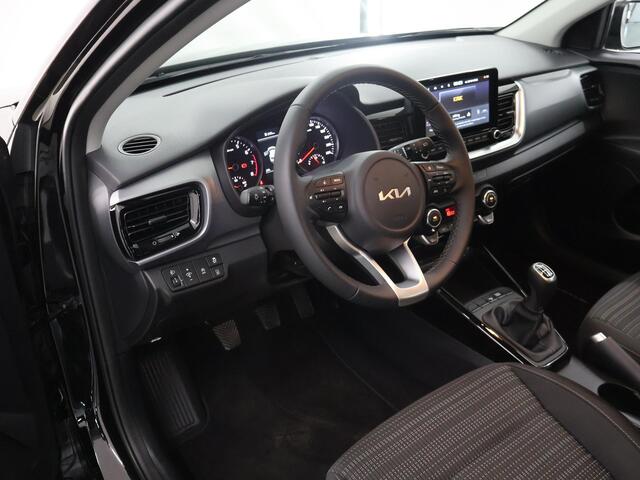 KIA Stonic 1.0 T-GDi MHEV DynamicPlusLine | Navigatie | Parkeercamera | Stoelverwarming | Keyless Go |