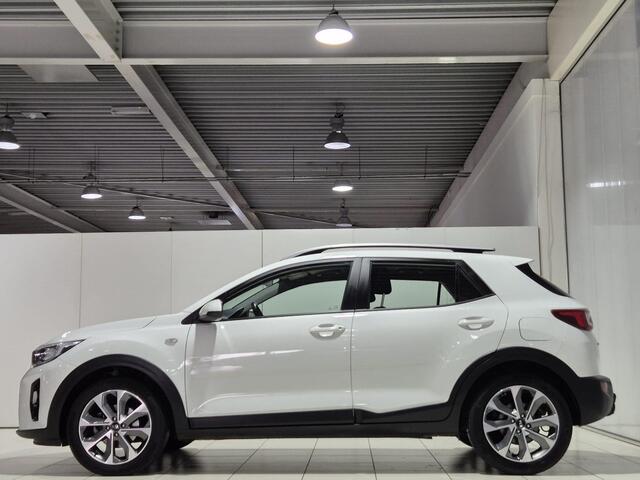 KIA Stonic 1.0 T-GDi DynamicLine met Trekhaak, Apple Carplay/Android Auto, Navigatie, achteruitrijcamera.