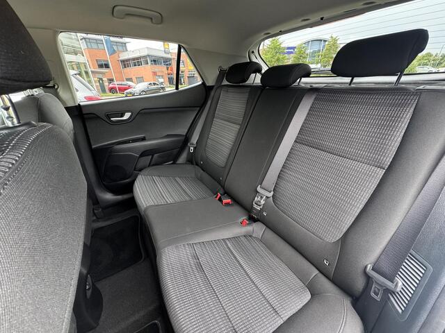 KIA Stonic 1.0 T-GDi MHEV DynamicPlusLine | Eerste Eigenaar | Dealeronderhouden | Keyless Start/Entry | Navigatie | Two Tone | Enz...