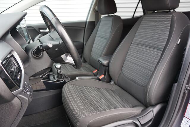 KIA Stonic 1.4 MPi AUTOMAAT - Climate / Navi / Cruise / Parkeers. / Camera