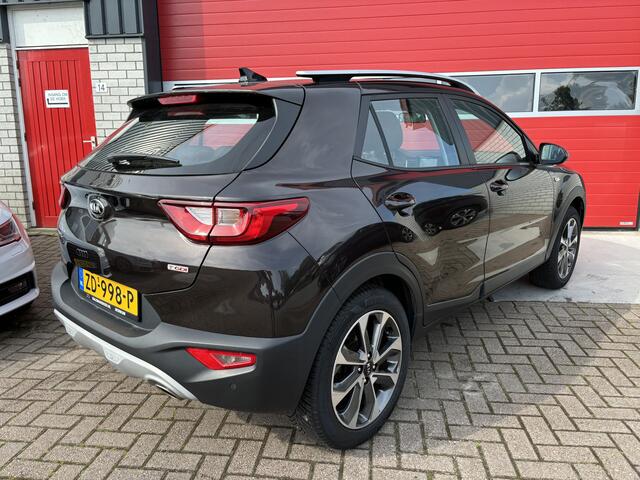 KIA Stonic 1.0 T-GDi DynamicLine CAMERA / AIRCO / CRUISE / CARPLAY / DAB+ / PDC / BLUETOOTH / NL-AUTO