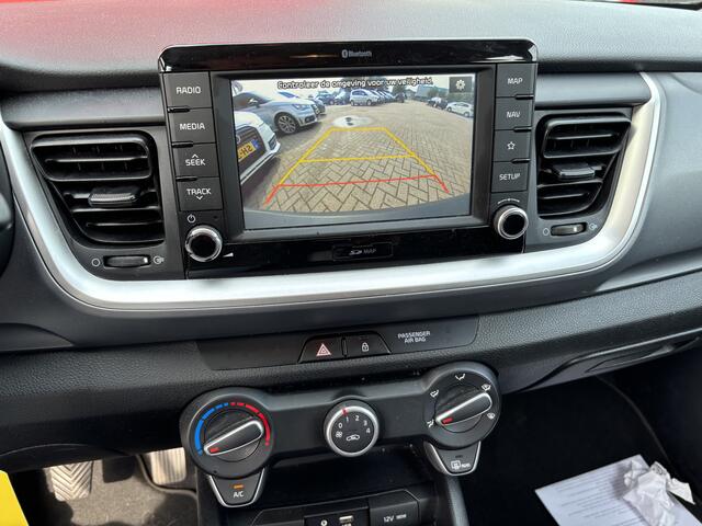 KIA Stonic 1.0 T-GDi DynamicLine CAMERA / AIRCO / CRUISE / CARPLAY / DAB+ / PDC / BLUETOOTH / NL-AUTO
