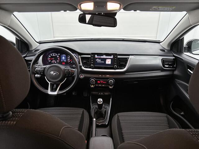 KIA Stonic 1.0 T-GDi DynamicPlusLine | Parkeersensoren | Lichtmetalen velgen | Navigatie |