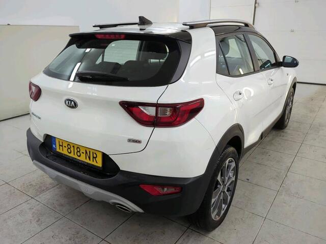 KIA Stonic 1.0 T-GDI DYNAMICLINE I ACHTERUITRIJCAMERA I CRUISE CONTROL I APPLE CARPLAY I AIRCONDITIONING I NAVIGATIE