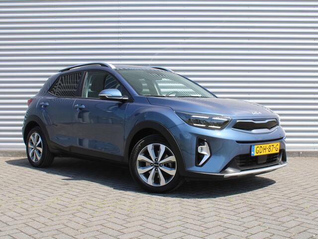 KIA Stonic 1.0 T-GDi MHEV DynamicPlusLine | Stuur-/stoelverwarming | Camera | Clima | Cruise | 16" LM | Navi | LED | Keyless |