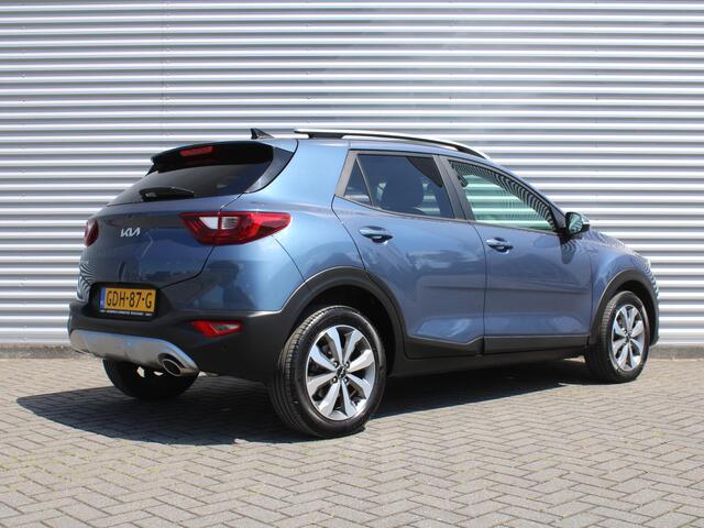 KIA Stonic 1.0 T-GDi MHEV DynamicPlusLine | Stuur-/stoelverwarming | Camera | Clima | Cruise | 16" LM | Navi | LED | Keyless |