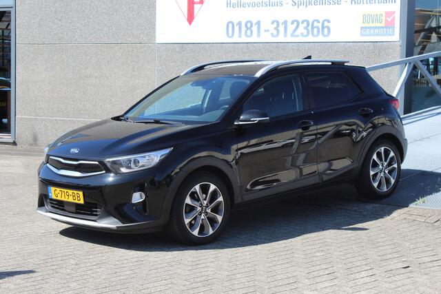 KIA Stonic 1.0 T-GDi DynamicPlusLine Orig. NL/Navigatie/Climate control/Cruise control/Keyless/Lane assist/Achteruitrijcamera/Apple carplay/Parkeersensoren/DAB/17'' Lichtmetalen velgen.