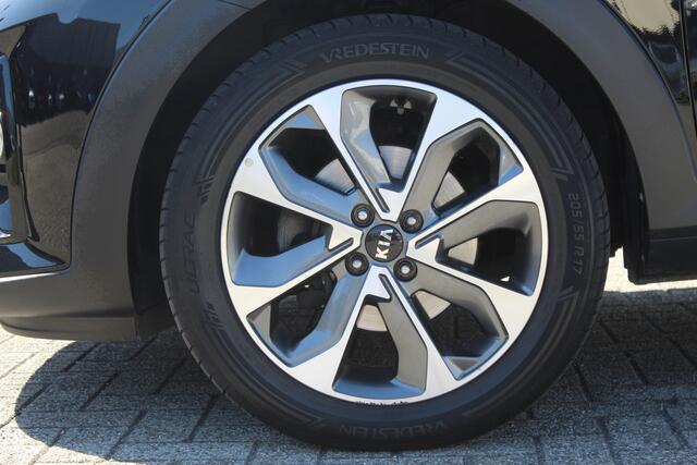 KIA Stonic 1.0 T-GDi DynamicPlusLine Orig. NL/Navigatie/Climate control/Cruise control/Keyless/Lane assist/Achteruitrijcamera/Apple carplay/Parkeersensoren/DAB/17'' Lichtmetalen velgen.