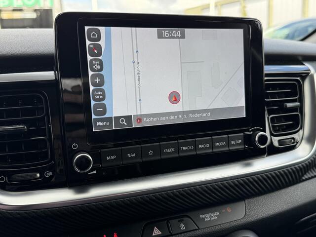KIA Stonic 1.0 T-GDi MHEV GT-Line | 1e Eigenaar | Nederlandse Dealer onderhouden auto | Trekhaak | Apple Carplay