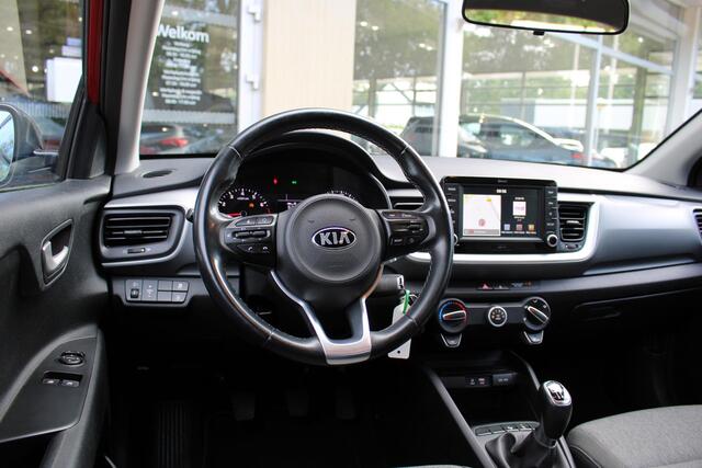 KIA Stonic 1.0 T-GDi DynamicLine | Cruisecontrol | Achteruitrijcamera | Navigatie | AppleCarplay/Android Auto | Parkeersensoren | LMV