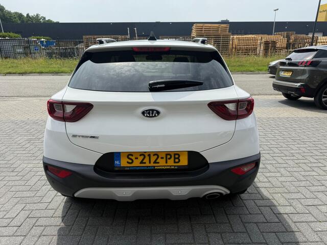 KIA Stonic 1.4 MPi | 12MND GARANTIE | AUTOMAAT | NAVI | CAMERA | CRUISE |