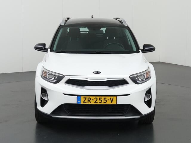 KIA Stonic 1.0 T-GDi DynamicLine | Navigatiesysteem | Parkeercamera | DAB | Cruise Control