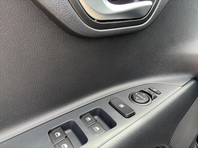 KIA Stonic 1.0 T-GDi MHEV DynamicPlusLine | LED | Navi | Climate Control | Camera | Android Auto/Apple Carplay | Stoel- en Stuurverwarming |