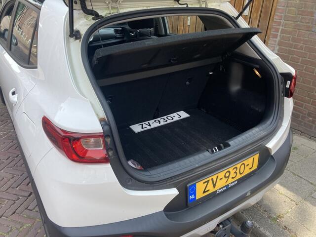 KIA Stonic Compacte SUV 49.000KM NL-AUTO AIRCO CRUISE CONTROL ACHTERUITRIJCAMERA TREKHAAK LAGE KM-STAND