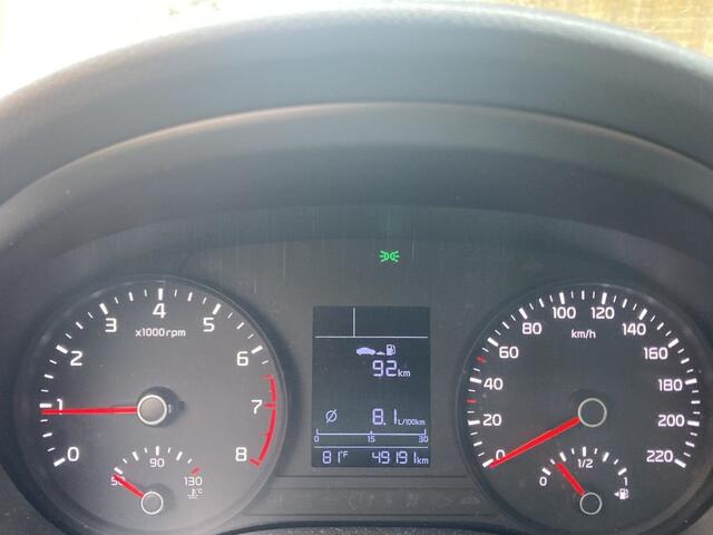 KIA Stonic Compacte SUV 49.000KM NL-AUTO AIRCO CRUISE CONTROL ACHTERUITRIJCAMERA TREKHAAK LAGE KM-STAND