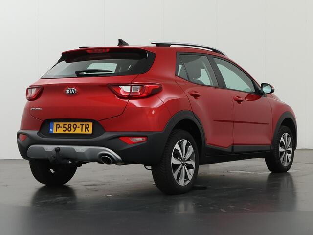 KIA Stonic 1.0 T-GDI DCT7 DynamicPlusLine | Trekhaak | Stoelverwarming | Camera | Navigatie | Climate control