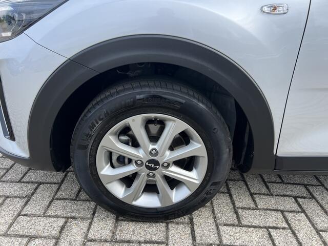 KIA Stonic 1.0 T-GDi MHEV DynamicLine NAVI + CAMERA