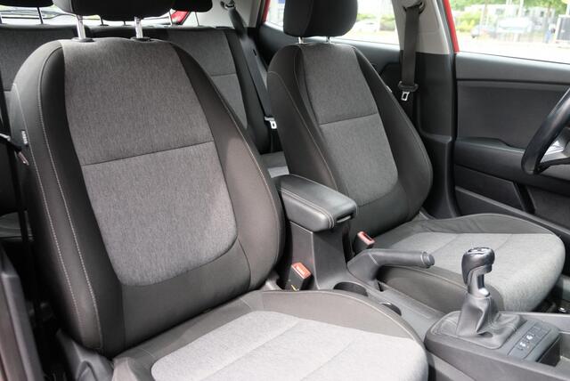 KIA Stonic 1.0 T-GDi 100pk DynamicLine | Navi | Trekhaak | Camera | Cruise
