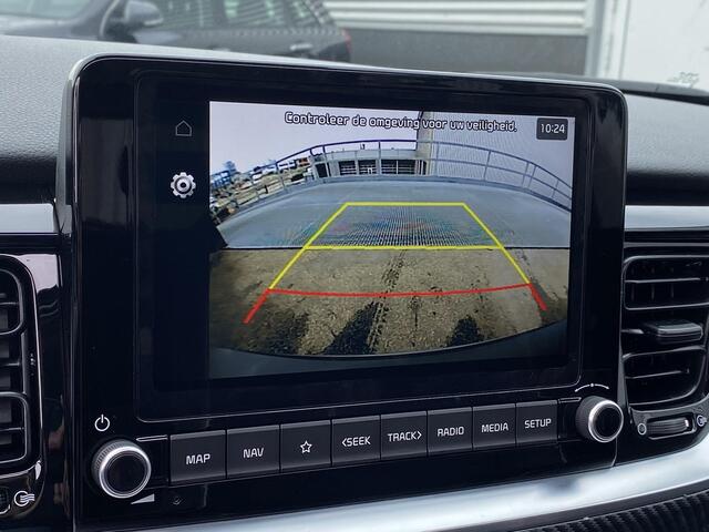 KIA Stonic 1.0 T-GDi MHEV GT-PlusLine REGISTRATIEVOORDEEL, NIEUW! Schuifdak, Navigatie, achteruitrij camera, parkeersensoren, dakrails, stoelverwarming, verwarmd stuur, cruise control!