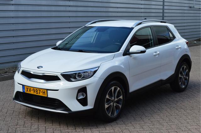 KIA Stonic 1.0 T-GDi DynamicPlusLine O.a: Clima, Navi, Cruise, Keyless, Carplay, DAB, Etc. All-in prijs!