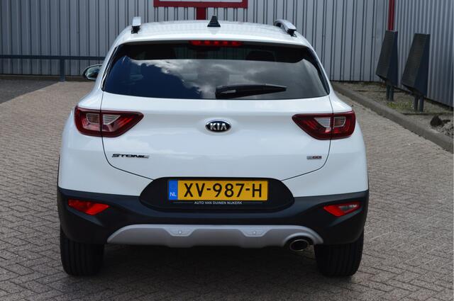 KIA Stonic 1.0 T-GDi DynamicPlusLine O.a: Clima, Navi, Cruise, Keyless, Carplay, DAB, Etc. All-in prijs!