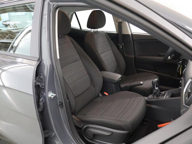 KIA Stonic 1.0 T-GDi MHEV DynamicLine | Navigatie | Parkeercamera | Climate Control | Cruise Control |