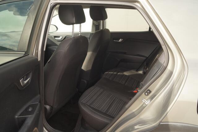 KIA Stonic 1.0 T-GDi MHEV DynamicLine Plus -NAVI-ECC-TREKHAAK-