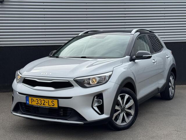KIA Stonic 1.0 T-GDi MHEV DynamicPlusLine Navigatie, Climate control, 1e eign. Nieuw geleverd en dealeronderhouden, Privacy glass, Smart Key