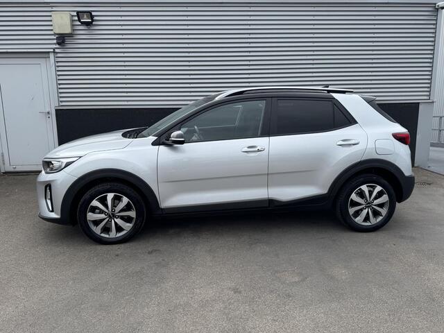 KIA Stonic 1.0 T-GDi MHEV DynamicPlusLine Navigatie, Climate control, 1e eign. Nieuw geleverd en dealeronderhouden, Privacy glass, Smart Key