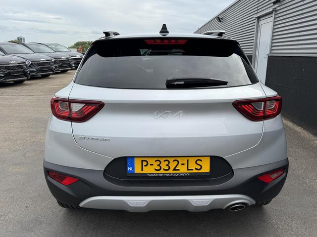 KIA Stonic 1.0 T-GDi MHEV DynamicPlusLine Navigatie, Climate control, 1e eign. Nieuw geleverd en dealeronderhouden, Privacy glass, Smart Key