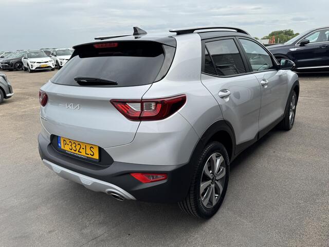 KIA Stonic 1.0 T-GDi MHEV DynamicPlusLine Navigatie, Climate control, 1e eign. Nieuw geleverd en dealeronderhouden, Privacy glass, Smart Key