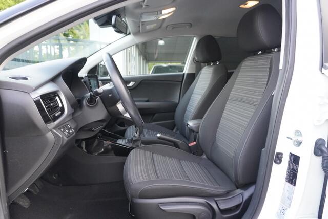 KIA Stonic 1.0 T-GDi DynPl.Line Trekhaak | Clima | CarPlay | Camera | NAP