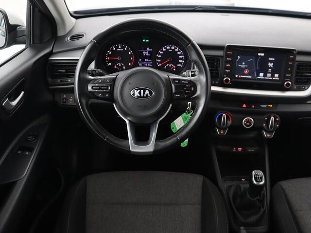KIA Stonic 1.0 T-GDi DynamicLine | Camera | Carplay | Navigatie | Cruise control | Airco | Bluetooth | LED | Parkeerhulp