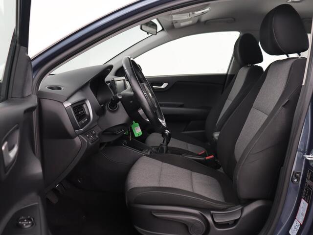 KIA Stonic 1.0 T-GDi DynamicLine | Camera | Carplay | Navigatie | Cruise control | Airco | Bluetooth | LED | Parkeerhulp
