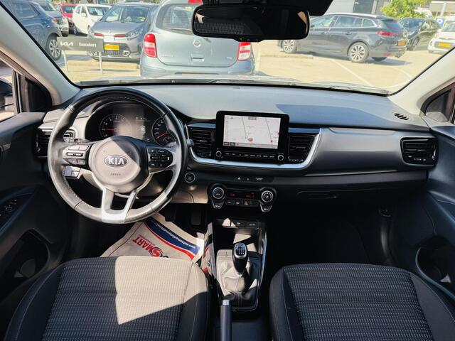 KIA Stonic 1.0 T-GDi MHEV DynamicPlusLine Trekhaak | Clima | Keyless | Privacyglass
