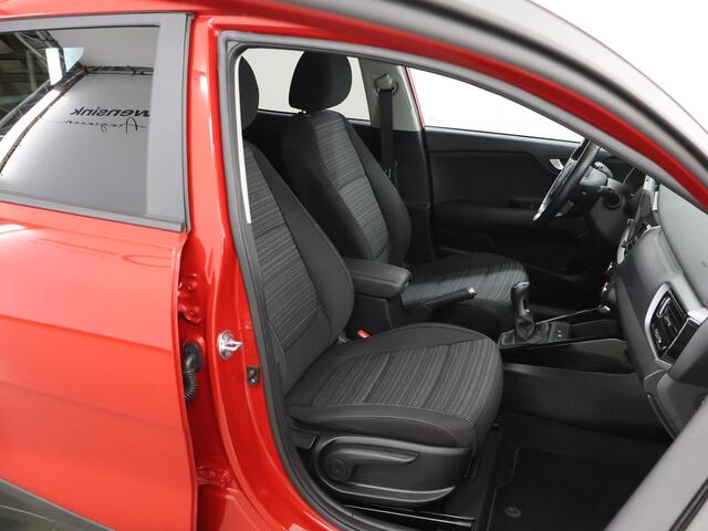 KIA Stonic 1.0 T-GDi MHEV DynamicPlusLine | Navigatie | Parkeercamera | Climate Control | Keyless Go | Climate Control |