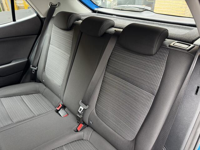 KIA Stonic 1.0 T-GDi MHEV DynamicLine Climate Control Navi Carplay Camera