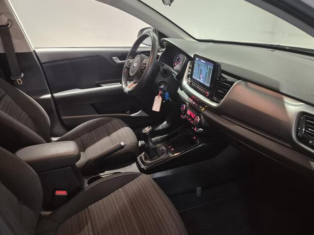 KIA Stonic 1.0 T-GDi MHEV DynamicLine | Navigatie | Achteruitrijcamera | Adaptive Cruise | Climatecontrol |