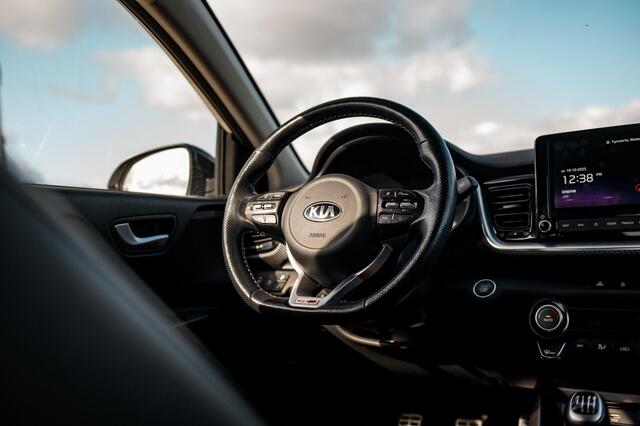 KIA Stonic 1.0 T-GDi MHEV GT-Line | TREKHAAK | NAVI | CAMERA