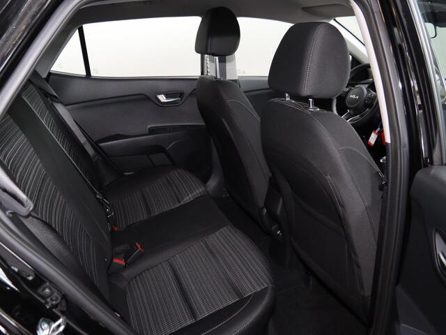 KIA Stonic 1.0 T-GDi MHEV DynamicLine | DIRECT UIT VOORRAAD LEVERBAAR!!! | Achteruit Camera | Climate Control | Apple Carplay/Android auto | Elektrische ramen | Cruise Control |