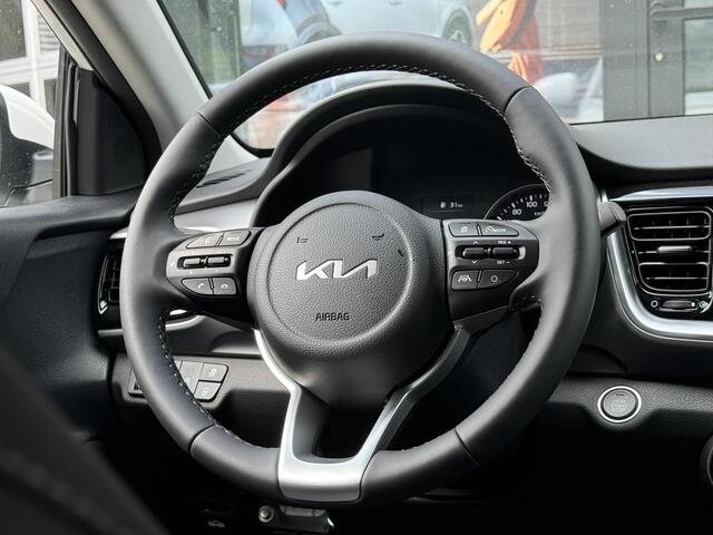 KIA Stonic 1.0 T-GDi MHEV DynamicPlusLine Snel leverbaar | Stoel/Stuurwielverwarming | Keyless | Navigatie | Parkeercamera | Climate control