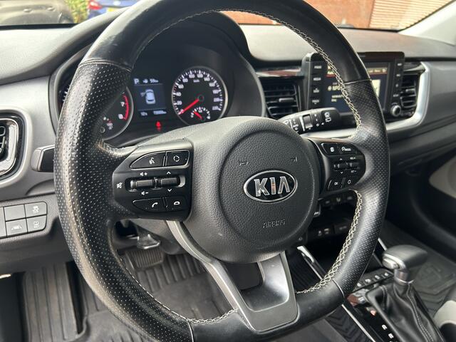 KIA Stonic 1.0 T-GDi DynamicPlusLine // LED // NAVI + CARPLAY // CLIMA // PDC // CAMERA // STOEL + STUURWIELVERWARMING
